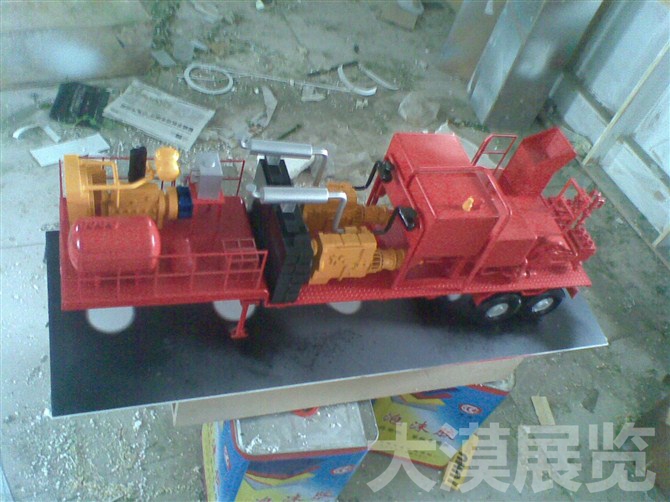 工業(yè)汽車(chē)模型